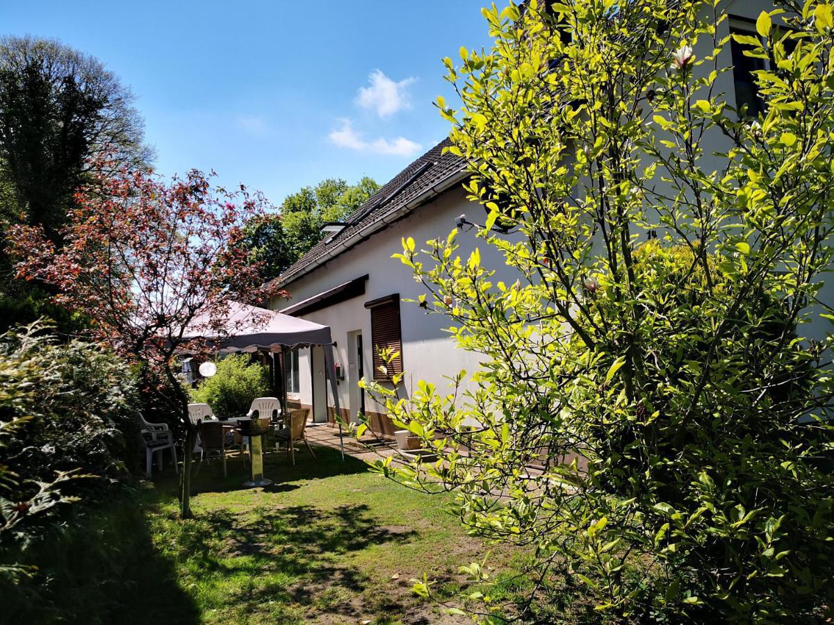 Charmante Ferienwohnung 3 Zimmer Kueche Bad Zentrale Lage Hagen im Bremischen Bagian luar foto