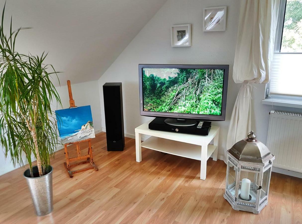 Charmante Ferienwohnung 3 Zimmer Kueche Bad Zentrale Lage Hagen im Bremischen Bagian luar foto