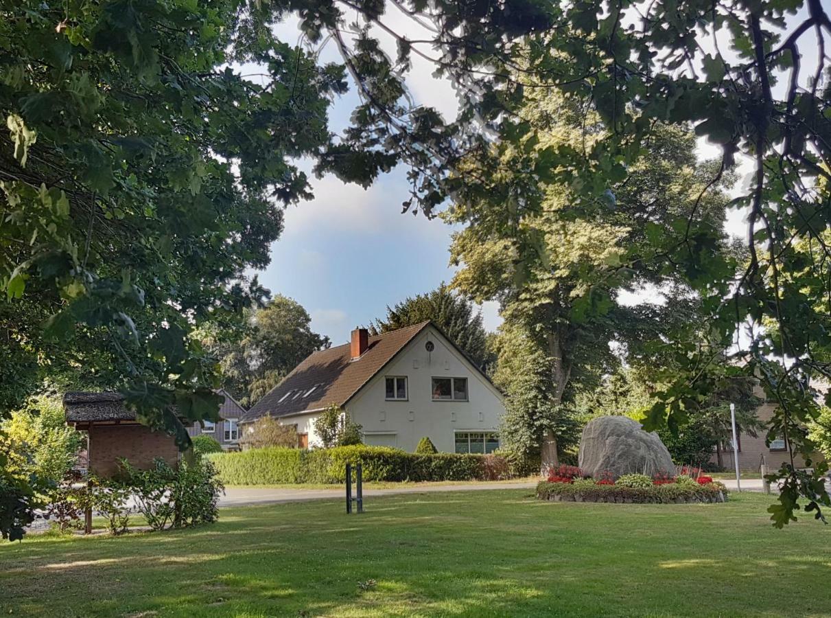 Charmante Ferienwohnung 3 Zimmer Kueche Bad Zentrale Lage Hagen im Bremischen Bagian luar foto